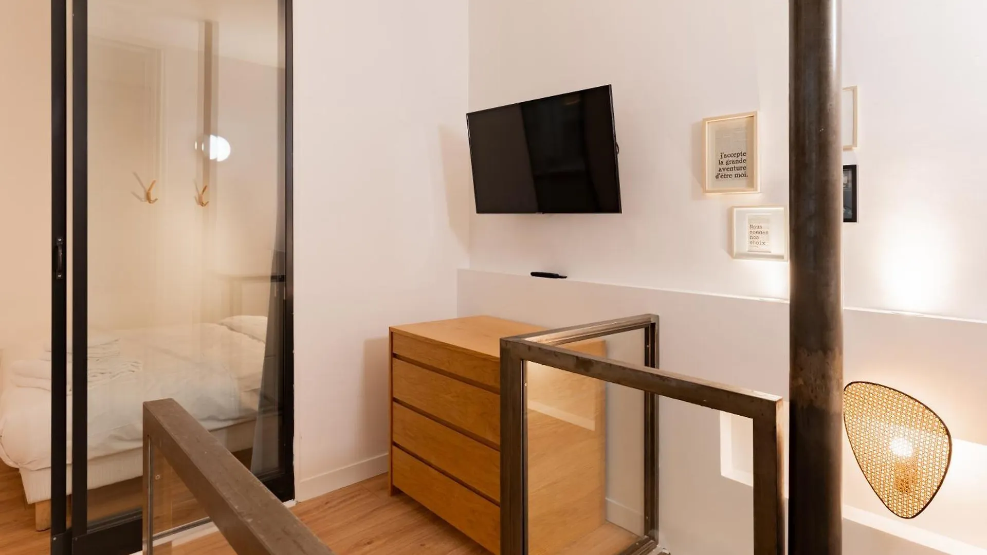 St Germain Sartre Chicsuites Paris 0*,