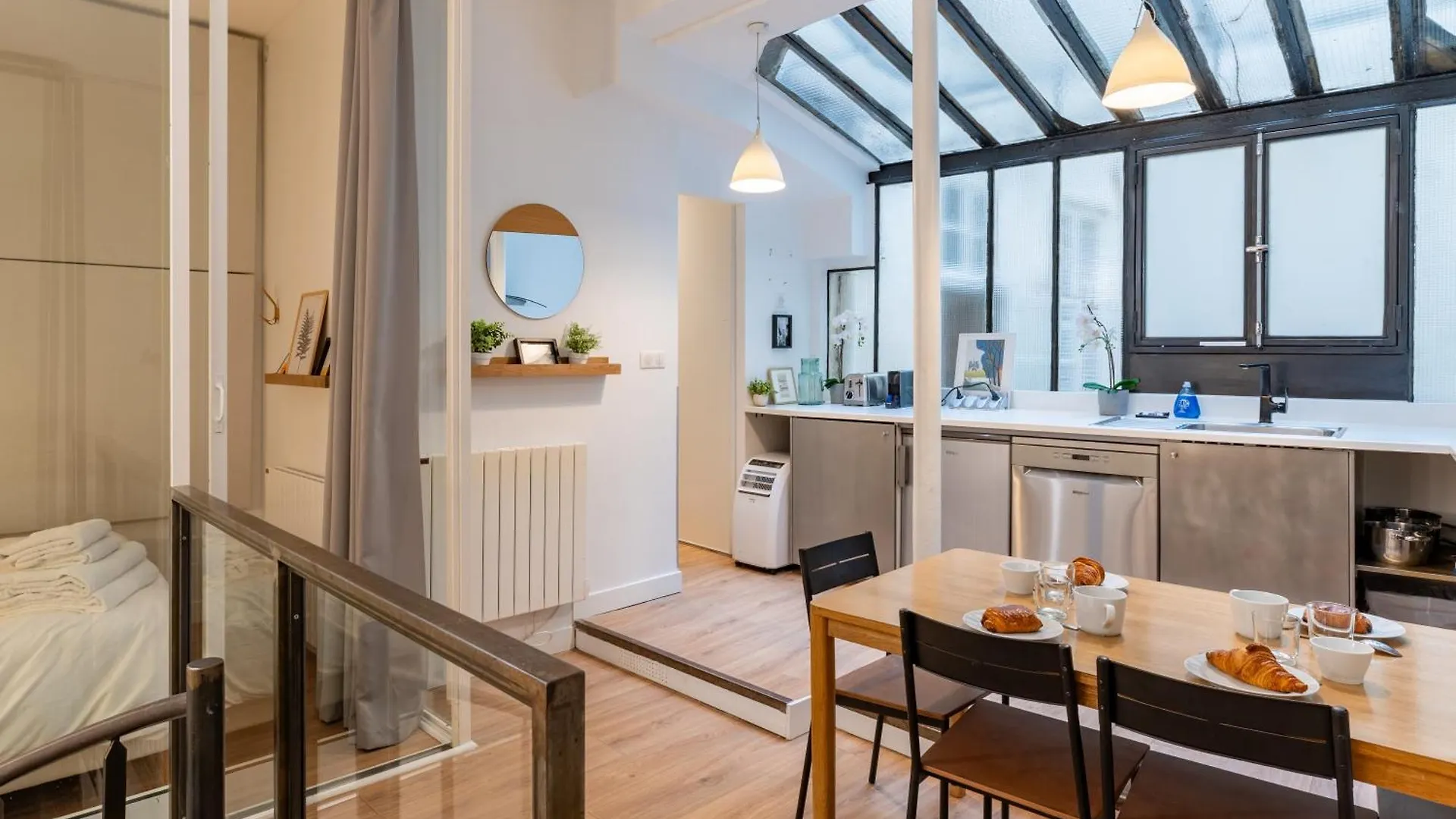 St Germain Sartre Chicsuites Paris 0*,  France